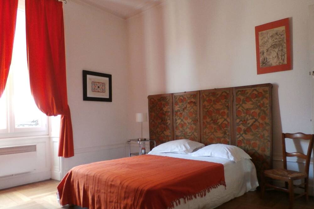 Photo of Bedroom in Gray