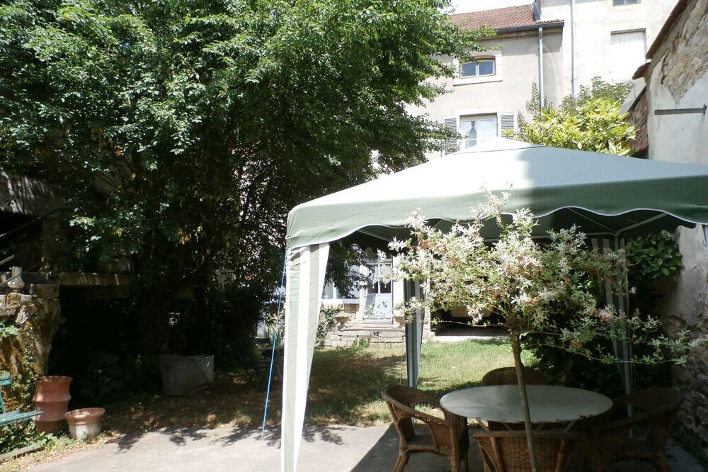 Photo of Patio Balcony in Gray