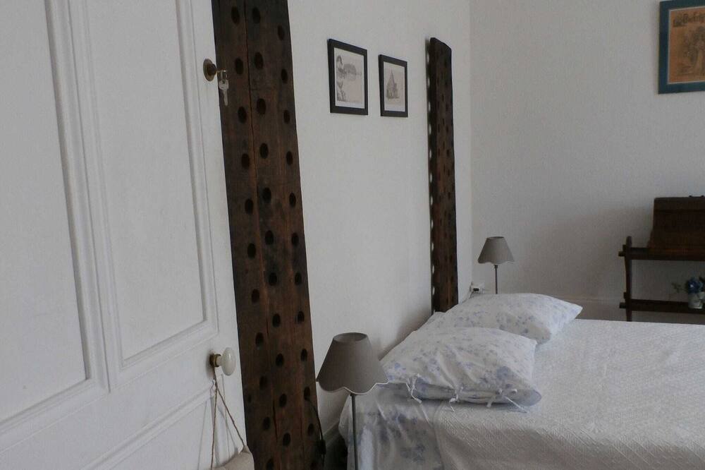 Photo of Bedroom in Gray