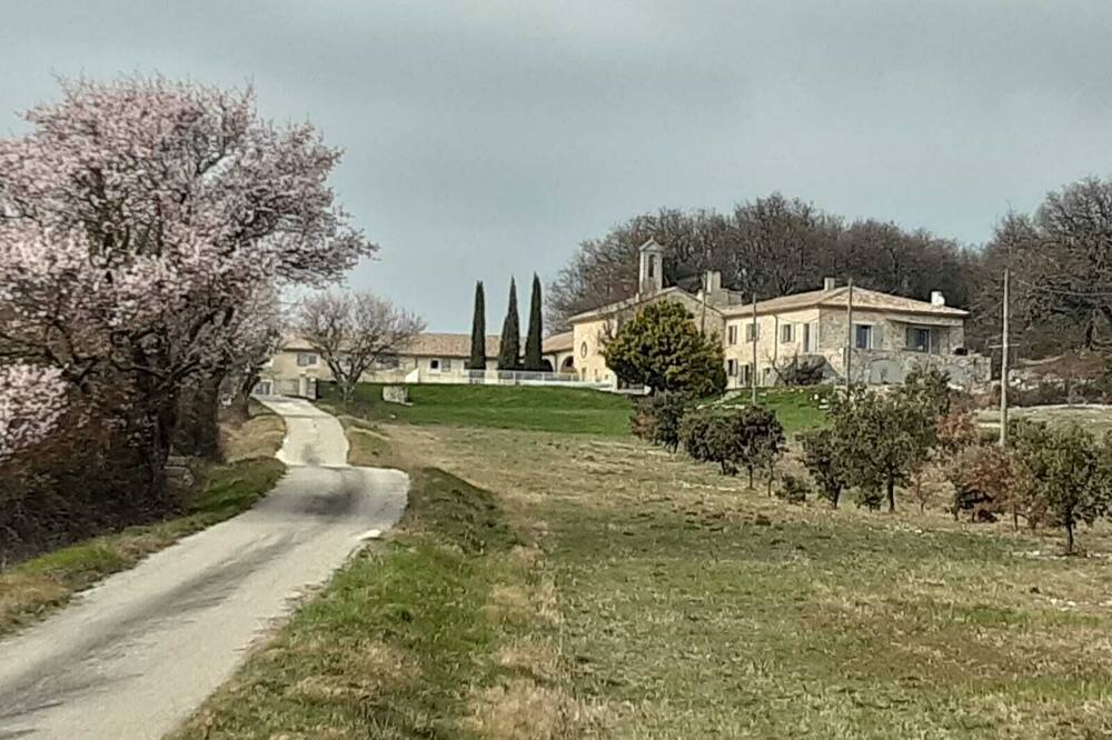 Photo of Outdoor in Montjoyer