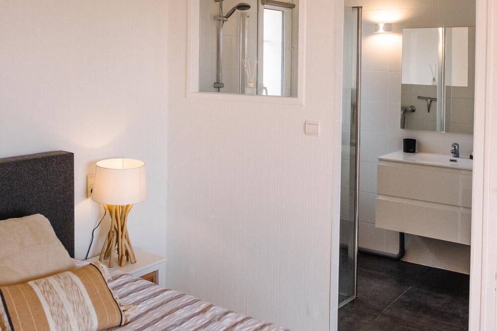 Photo of Bedroom in La Roque-sur-Pernes