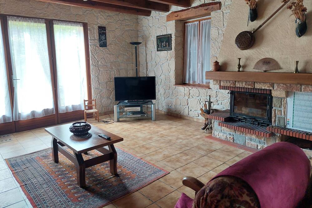 Photo of Livingroom in Asnans-Beauvoisin