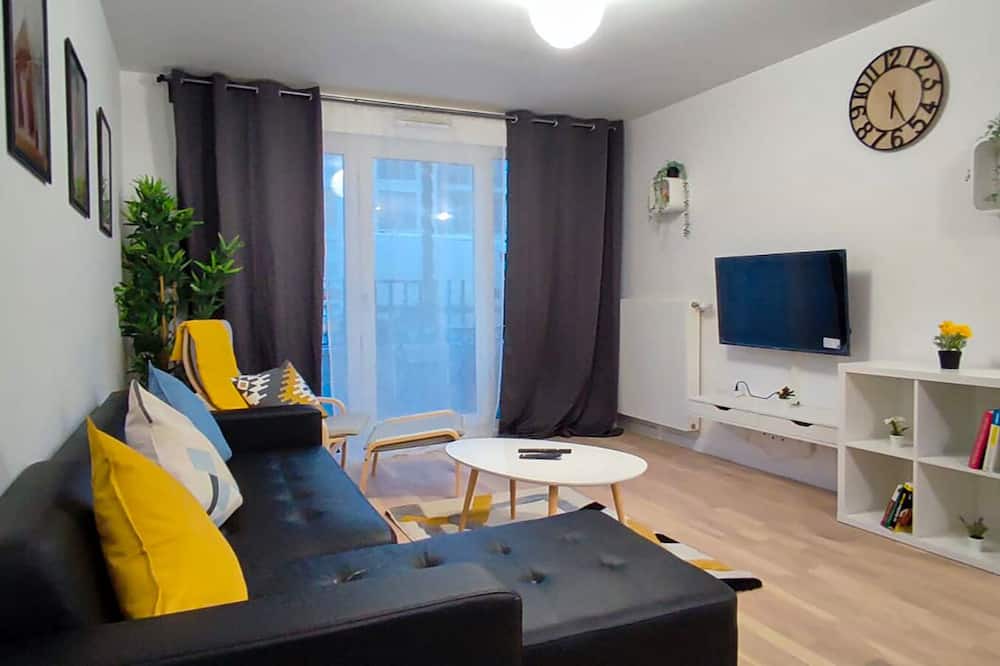 Photo of Bedroom in Chatenay-Malabry