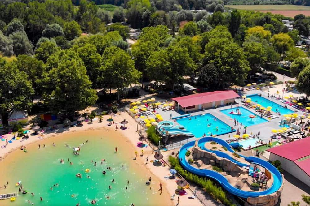 Photo of Outdoor in Chateauneuf-de-Galaure