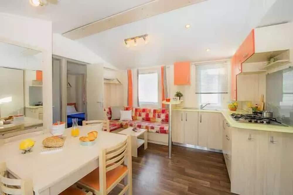 Photo of Kitchen in Chateauneuf-de-Galaure
