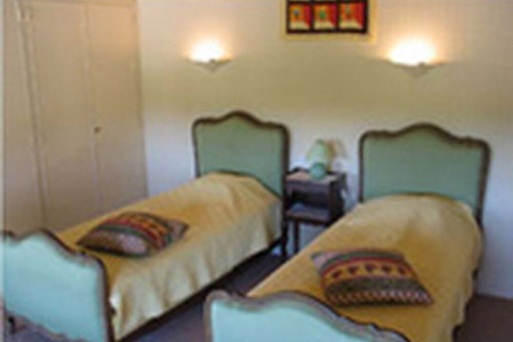Photo of Bedroom in Saint-Pierre-de-Vassols