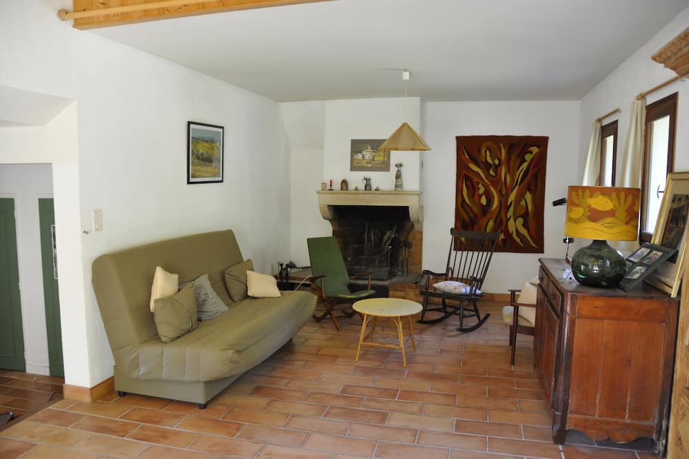 Photo of Livingroom in La Begude-de-Mazenc