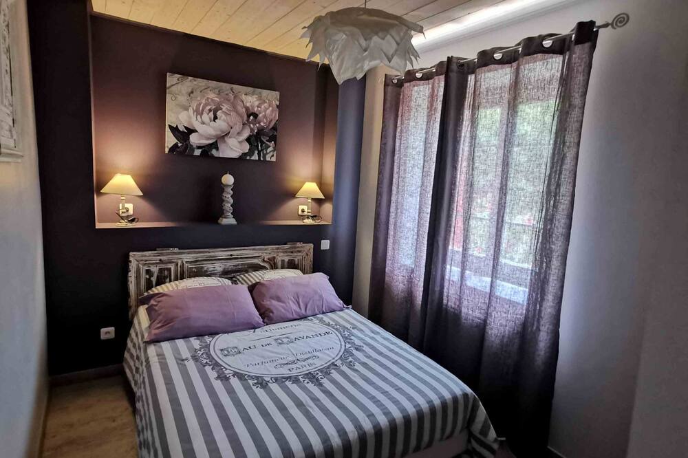 Photo of Bedroom in Saint-Maurice-d'Ibie