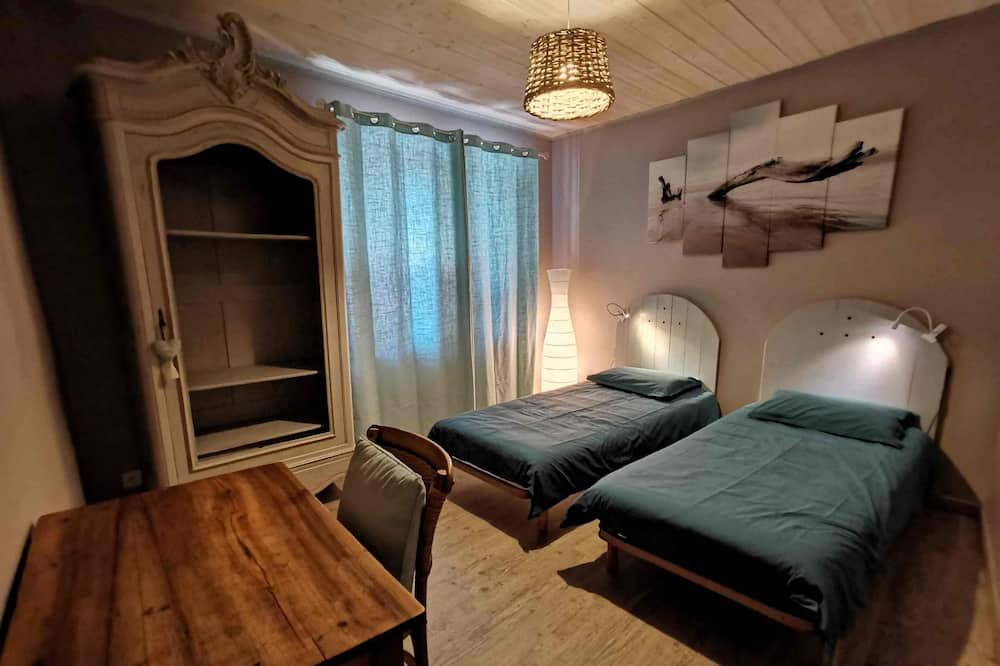 Photo of Bedroom in Saint-Maurice-d'Ibie