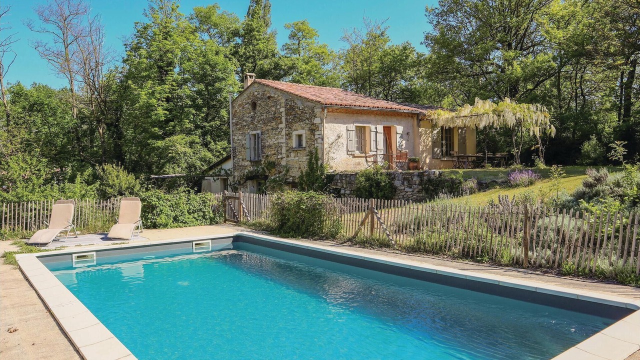 Photo of Outdoor in Le Poet-Laval