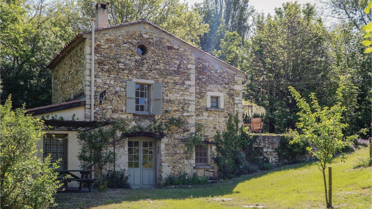 Photo of Outdoor in Le Poet-Laval