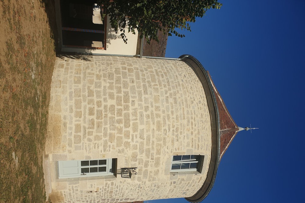 Photo of Bedroom in Paroisse Saint-Vincent-de-Paul
