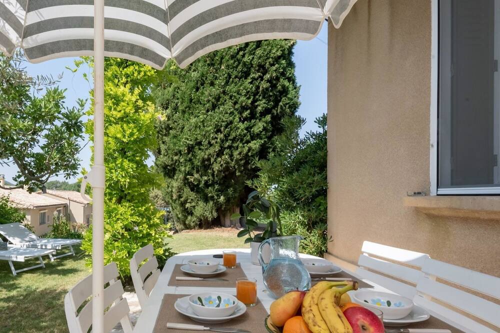Photo of Outdoor in Saint-Roman-de-Malegarde