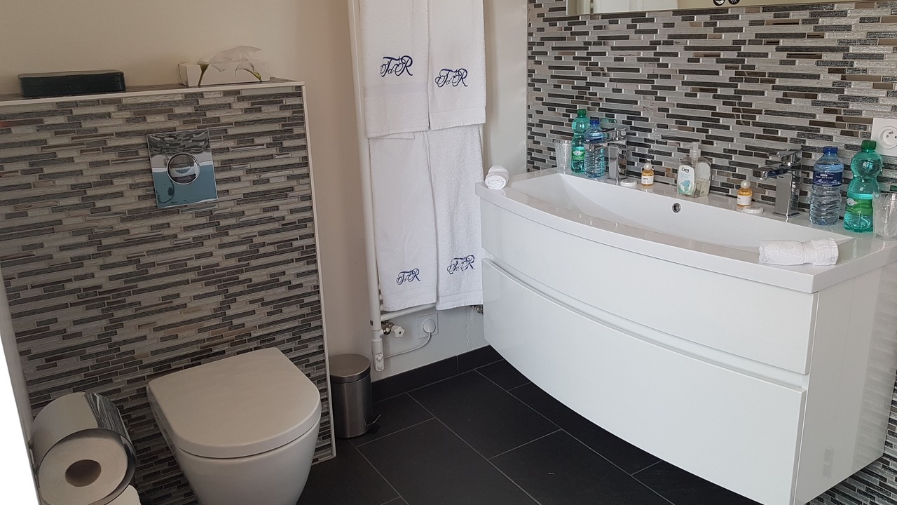 Photo of Bathroom in Dracy-Saint-Loup