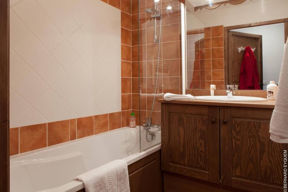 Photo of Bathroom in Chatel