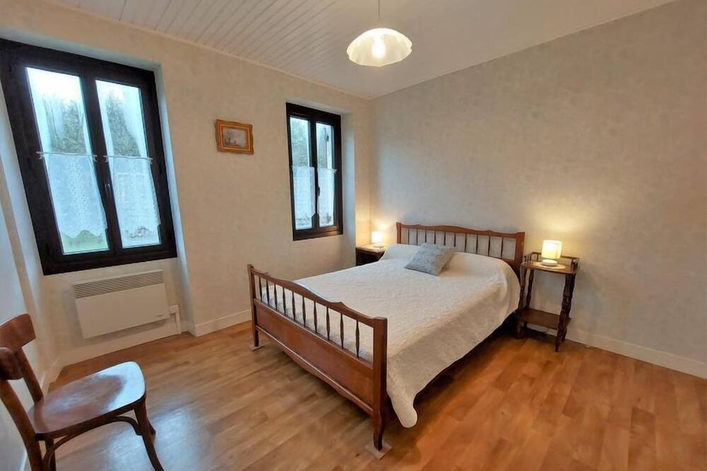 Photo of Bedroom in Proissans