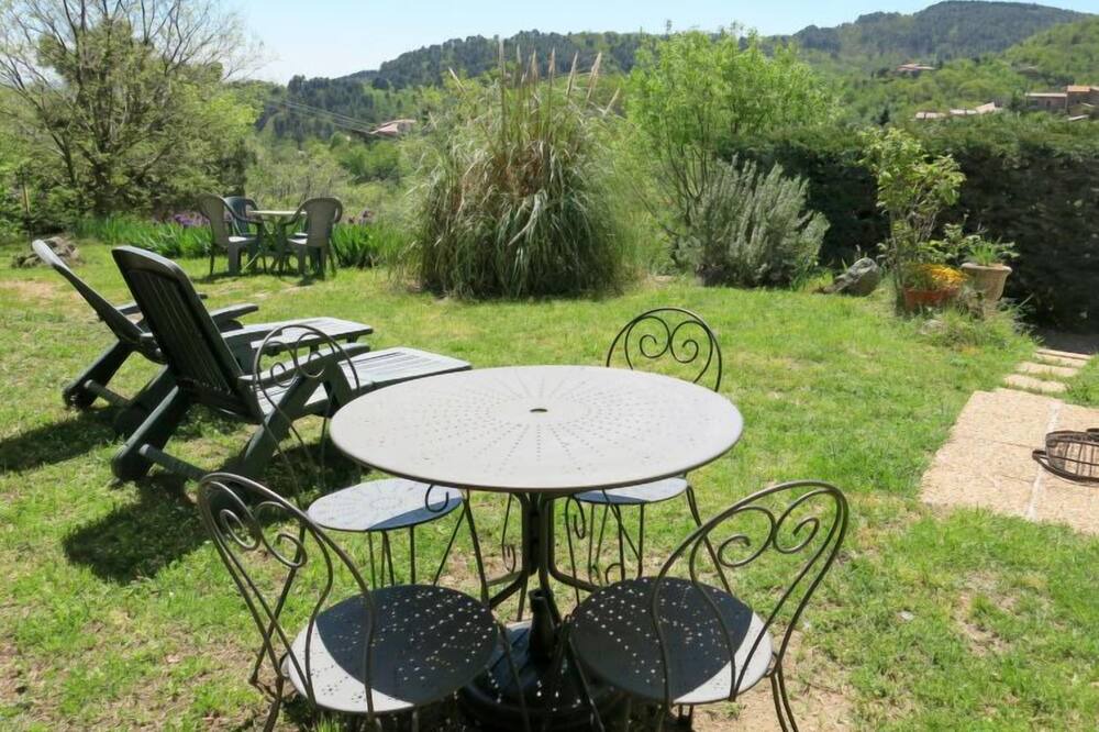 Photo of Patio Balcony in Chazeaux