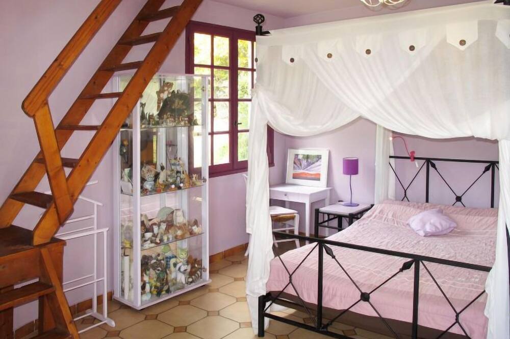Photo of Bedroom in Chazeaux