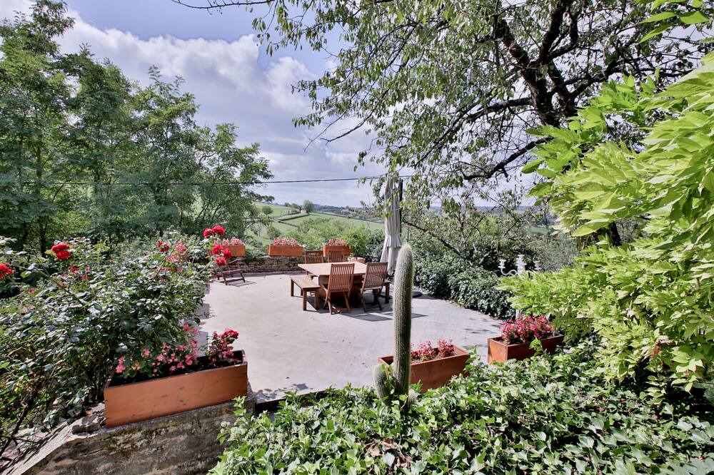 Photo of Outdoor in Sassangy