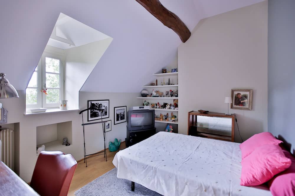 Photo of Bedroom in Sassangy