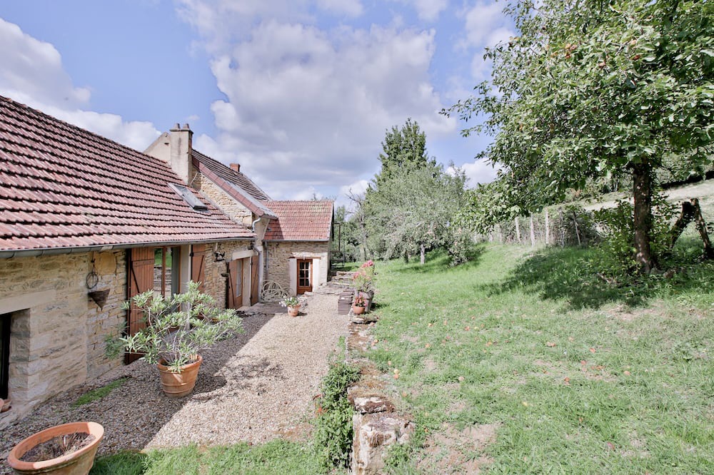 Photo of Outdoor in Sassangy