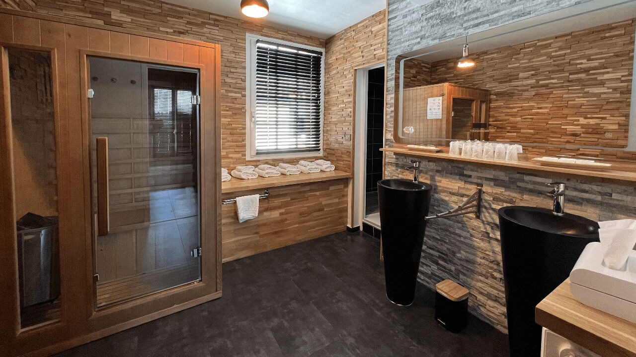 Photo of Bathroom in Aumont-Aubrac