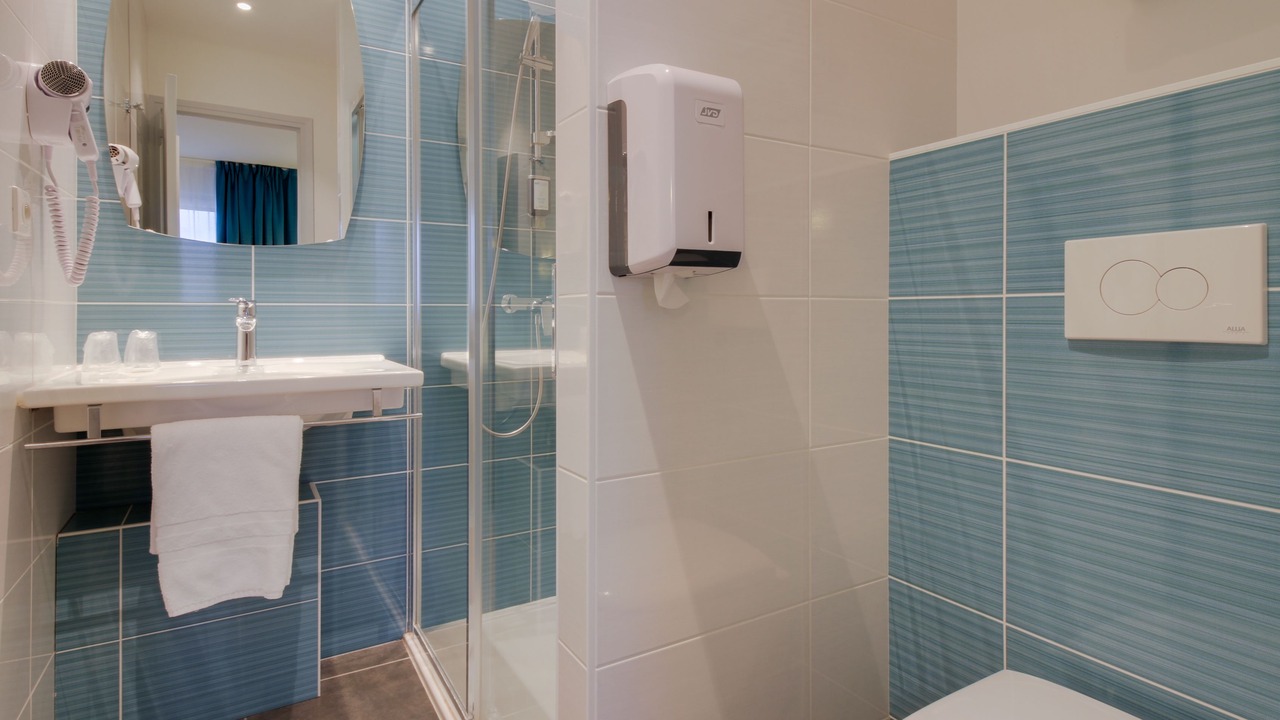 Photo of Bathroom in Couchey
