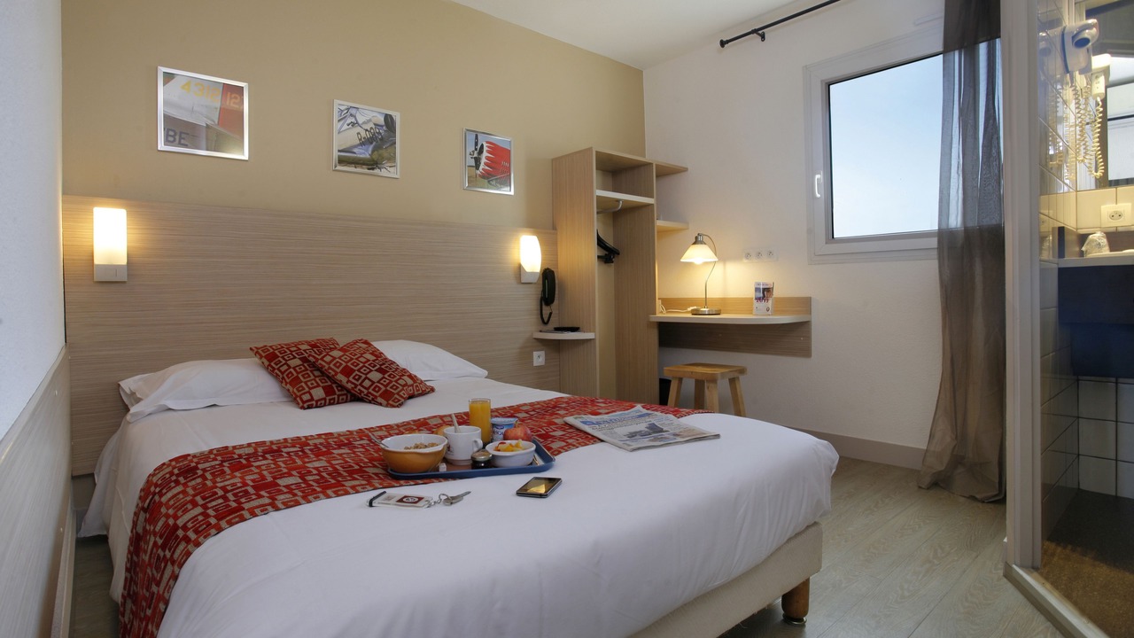 Photo of Bedroom in Mably