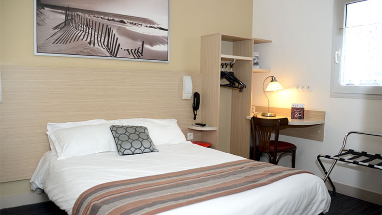 Photo of Bedroom in Mably