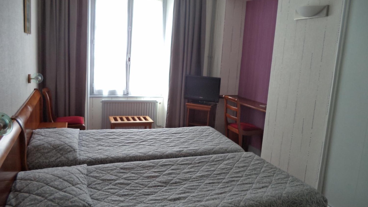 Photo of Others in Avallon