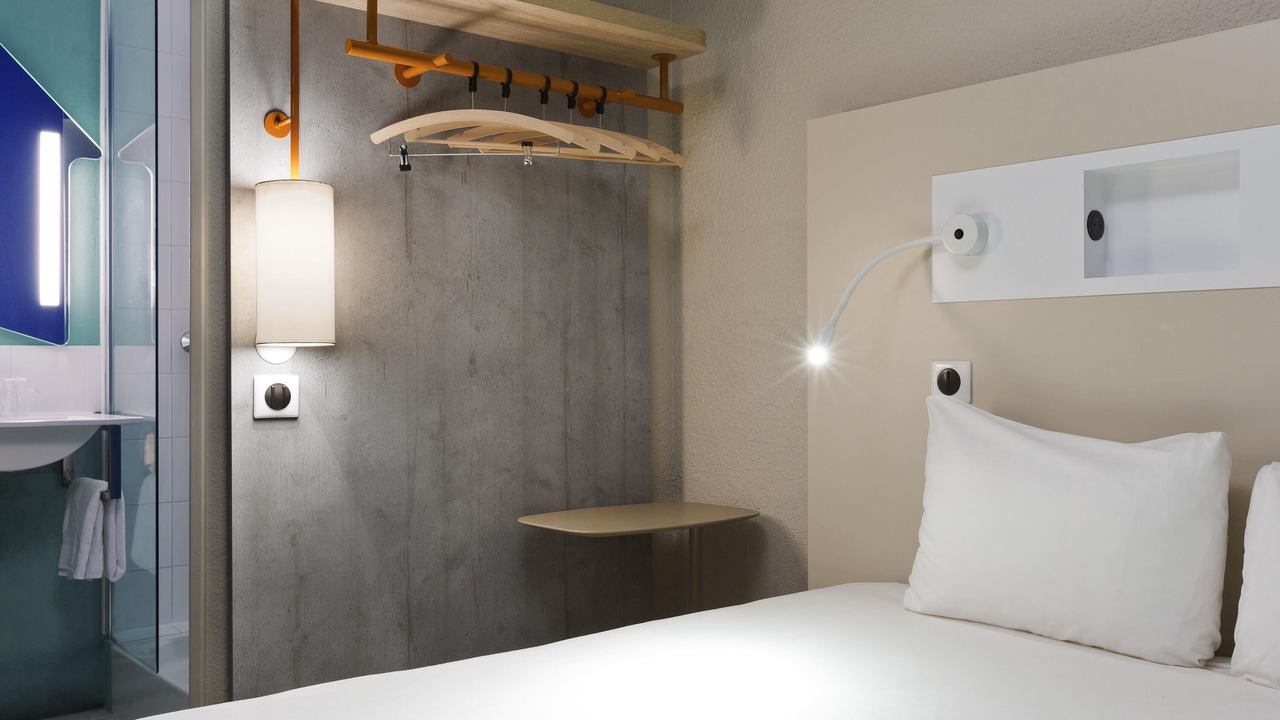 Photo of Bedroom in Chilly-Mazarin