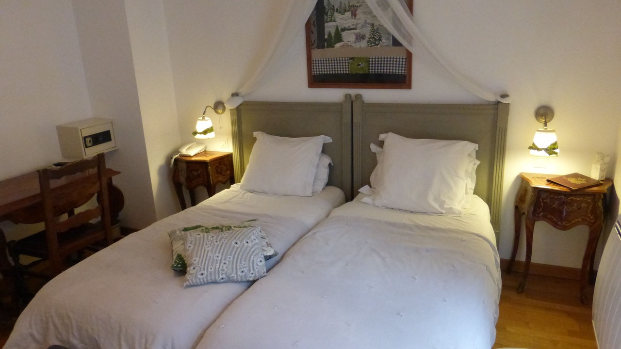 Photo of Bedroom in Chalon-sur-Saone