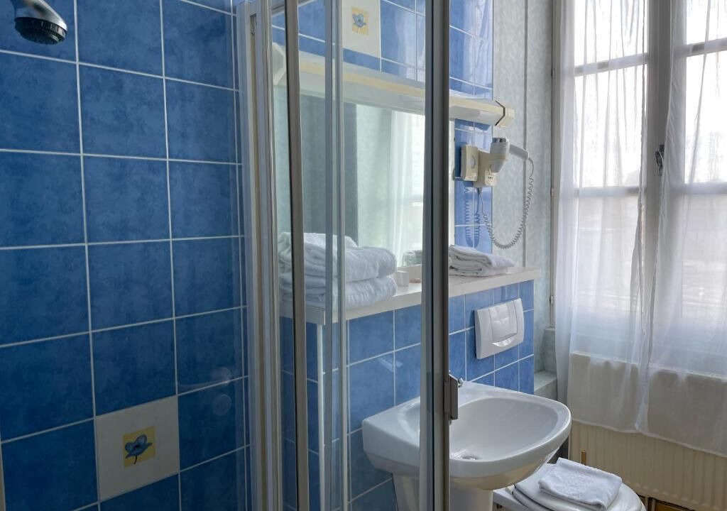 Photo of Bathroom in Autun