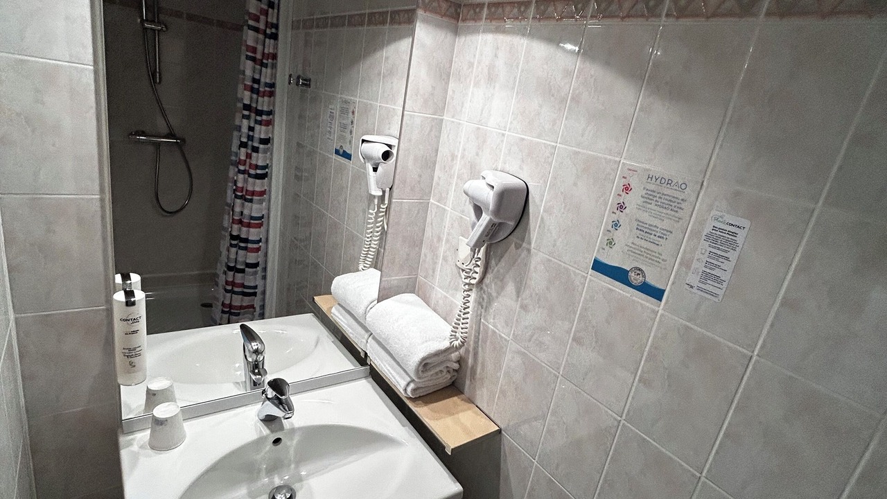 Photo of Bathroom in Pontaubert