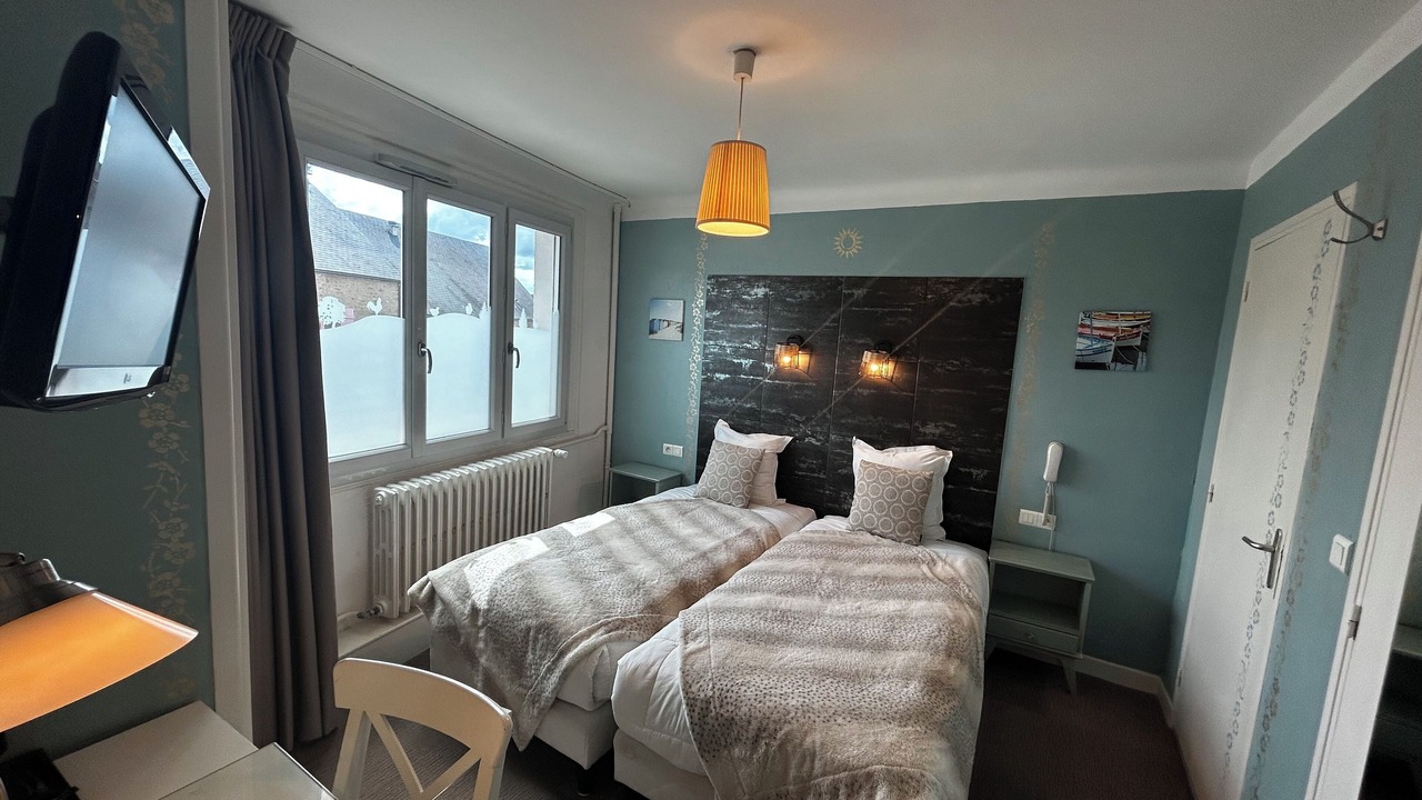 Photo of Bedroom in Pontaubert