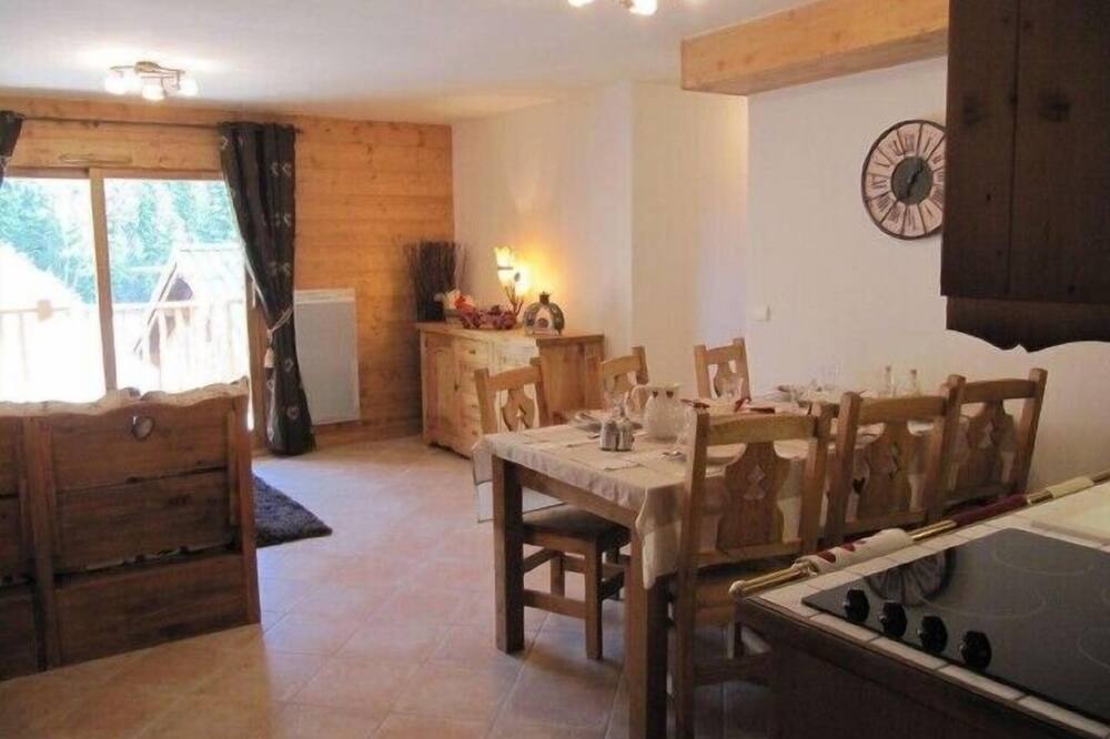 Photo of Bedroom in Cohennoz