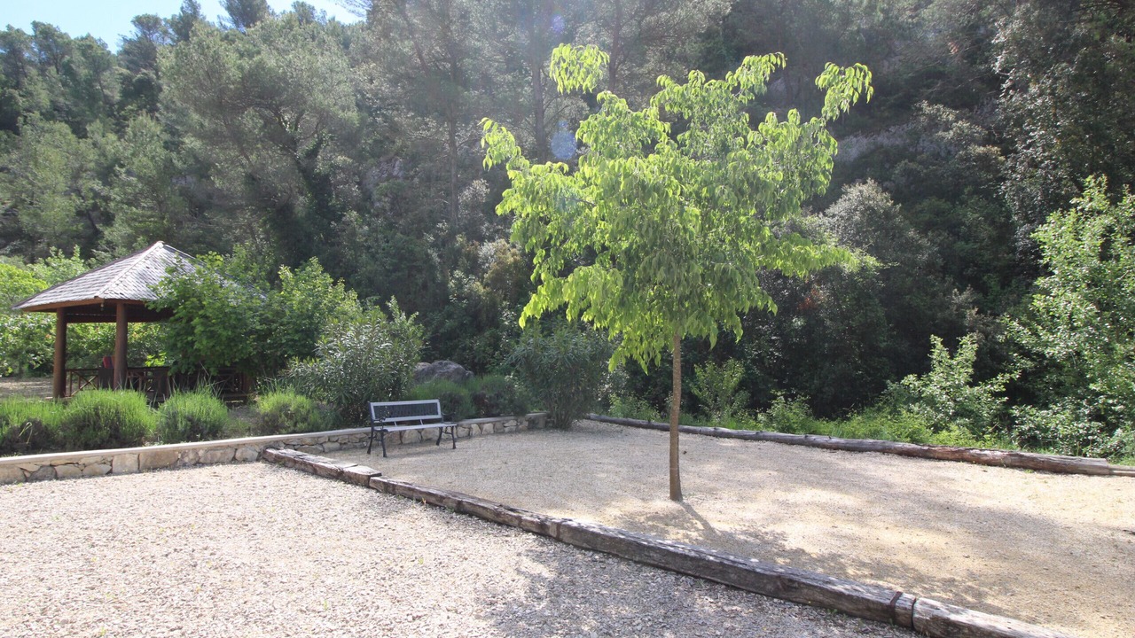 Photo of Outdoor in Caromb