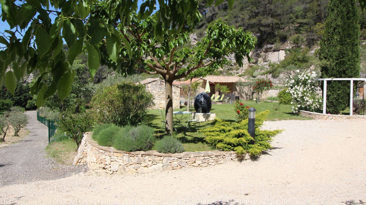 Photo of Outdoor in Caromb