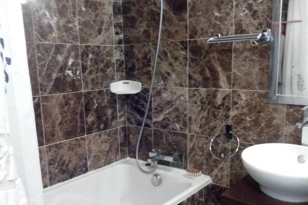 Photo of Bathroom in Saint-Louis
