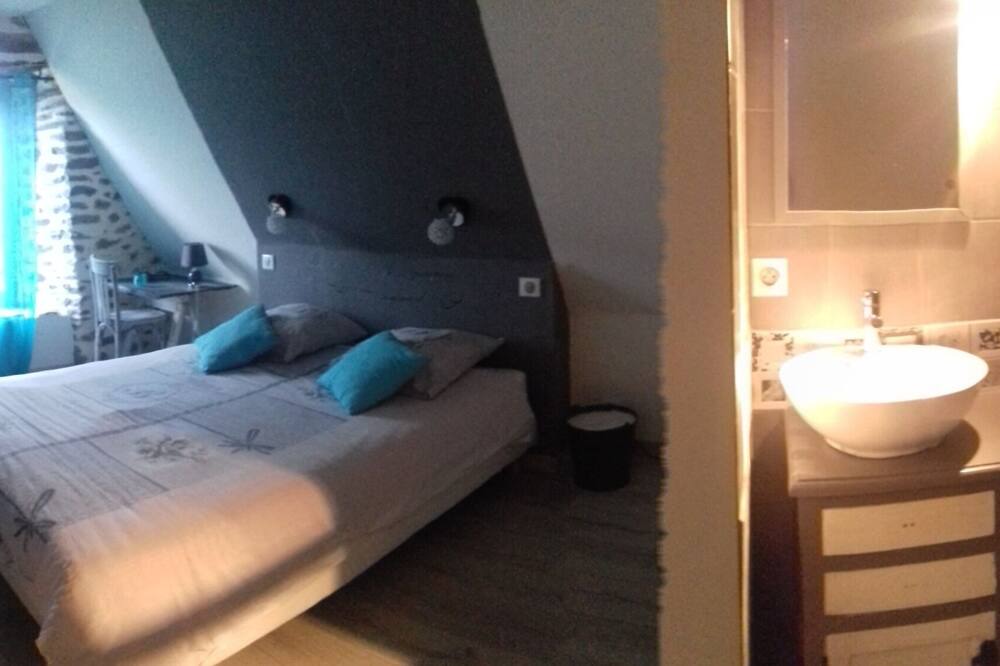 Photo of Bedroom in Auzers