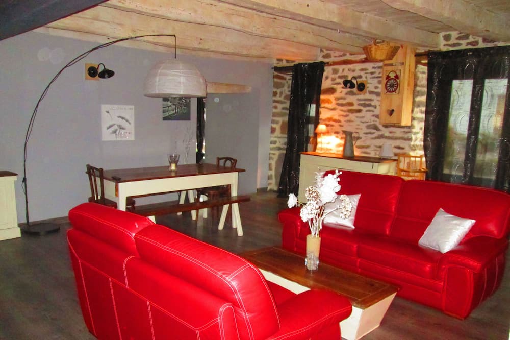 Photo of Livingroom in Auzers