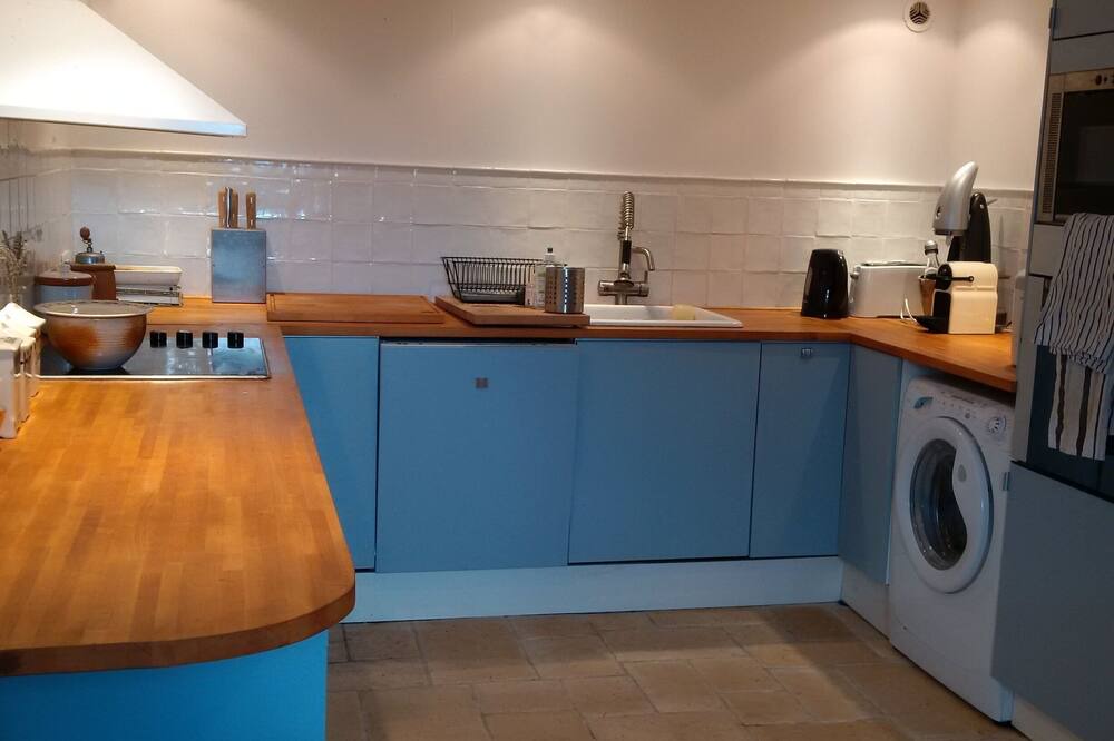 Photo of Kitchen in Bresse-sur-Grosne