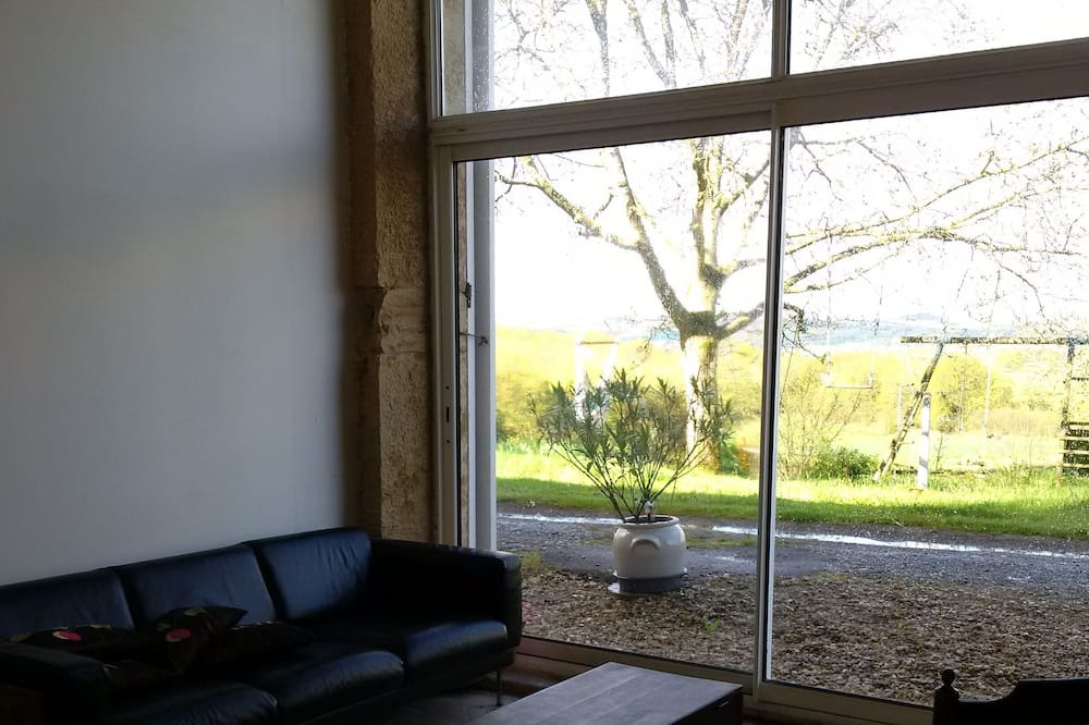 Photo of Livingroom in Bresse-sur-Grosne