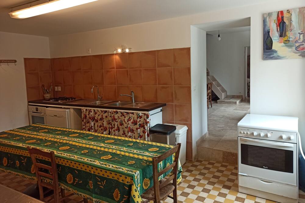 Photo of Kitchen in Richerenches