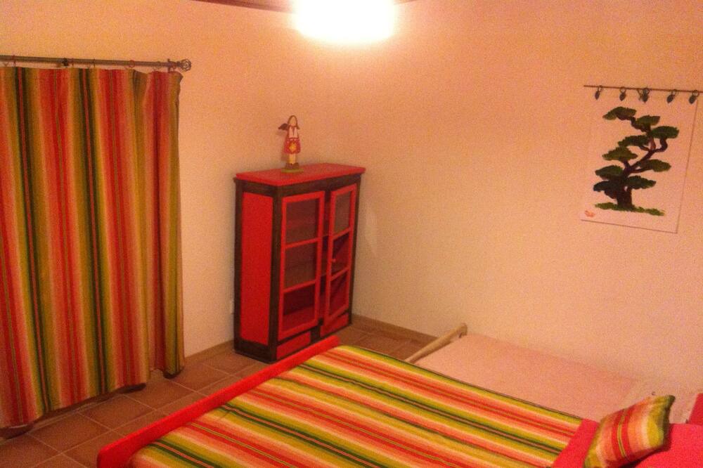 Photo of Bedroom in Richerenches