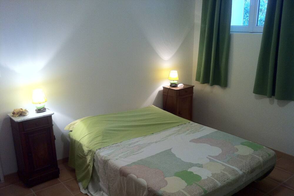 Photo of Bedroom in Richerenches