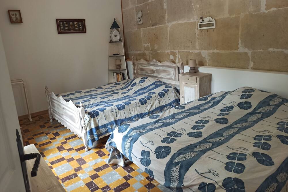 Photo of Bedroom in Richerenches