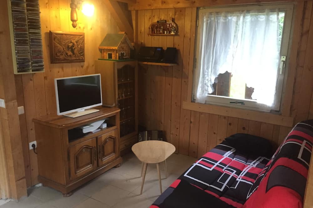Photo of Livingroom in La Cluse-and-Mijoux