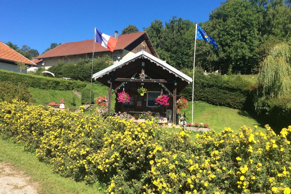 Photo of Outdoor in La Cluse-and-Mijoux