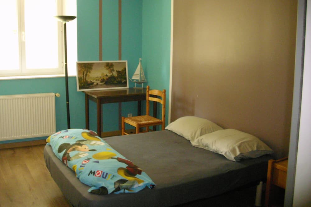 Photo of Bedroom in Gray